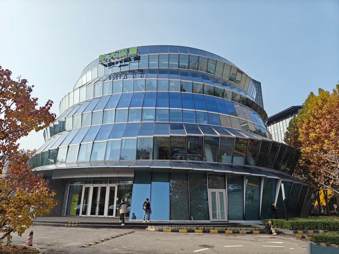 盈创动力大厦外观图