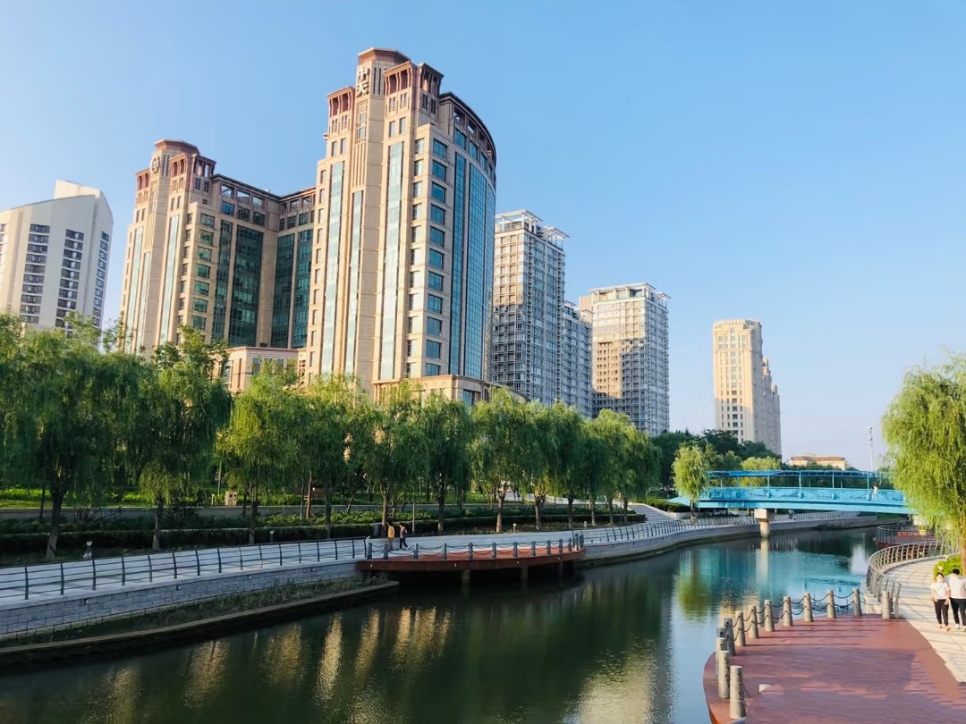 二十一世纪大厦外观图