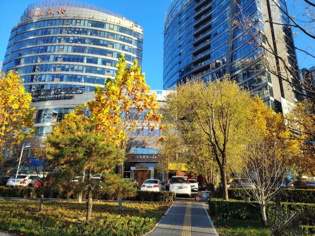 卷石天地大厦外观图