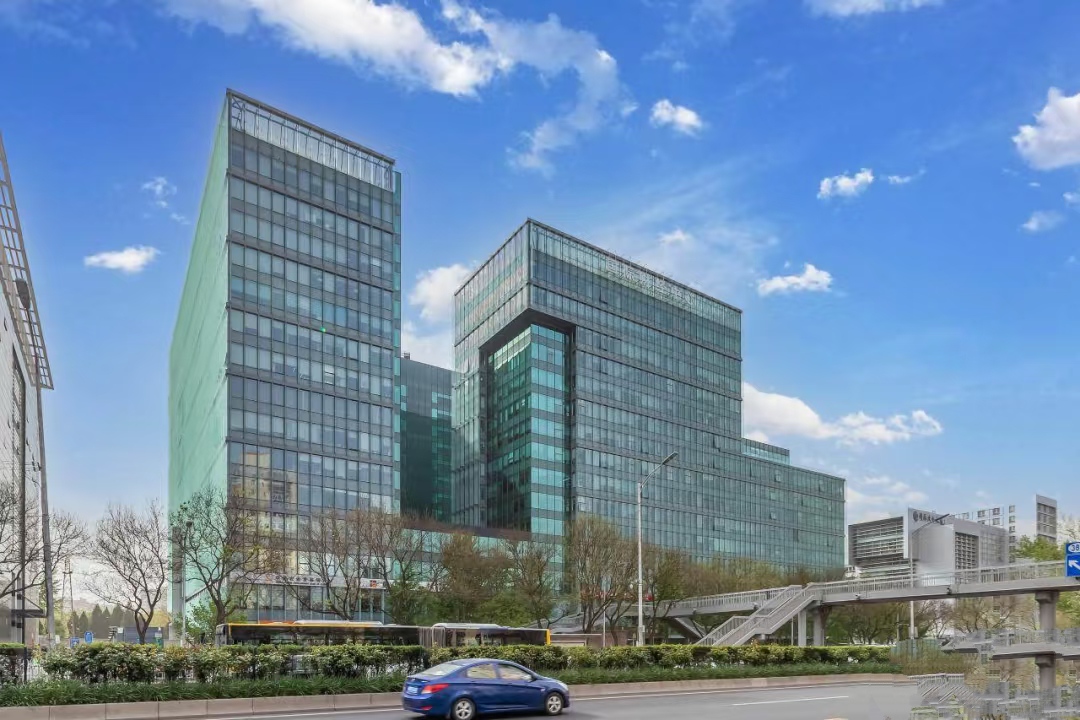 国际财经中心外观图