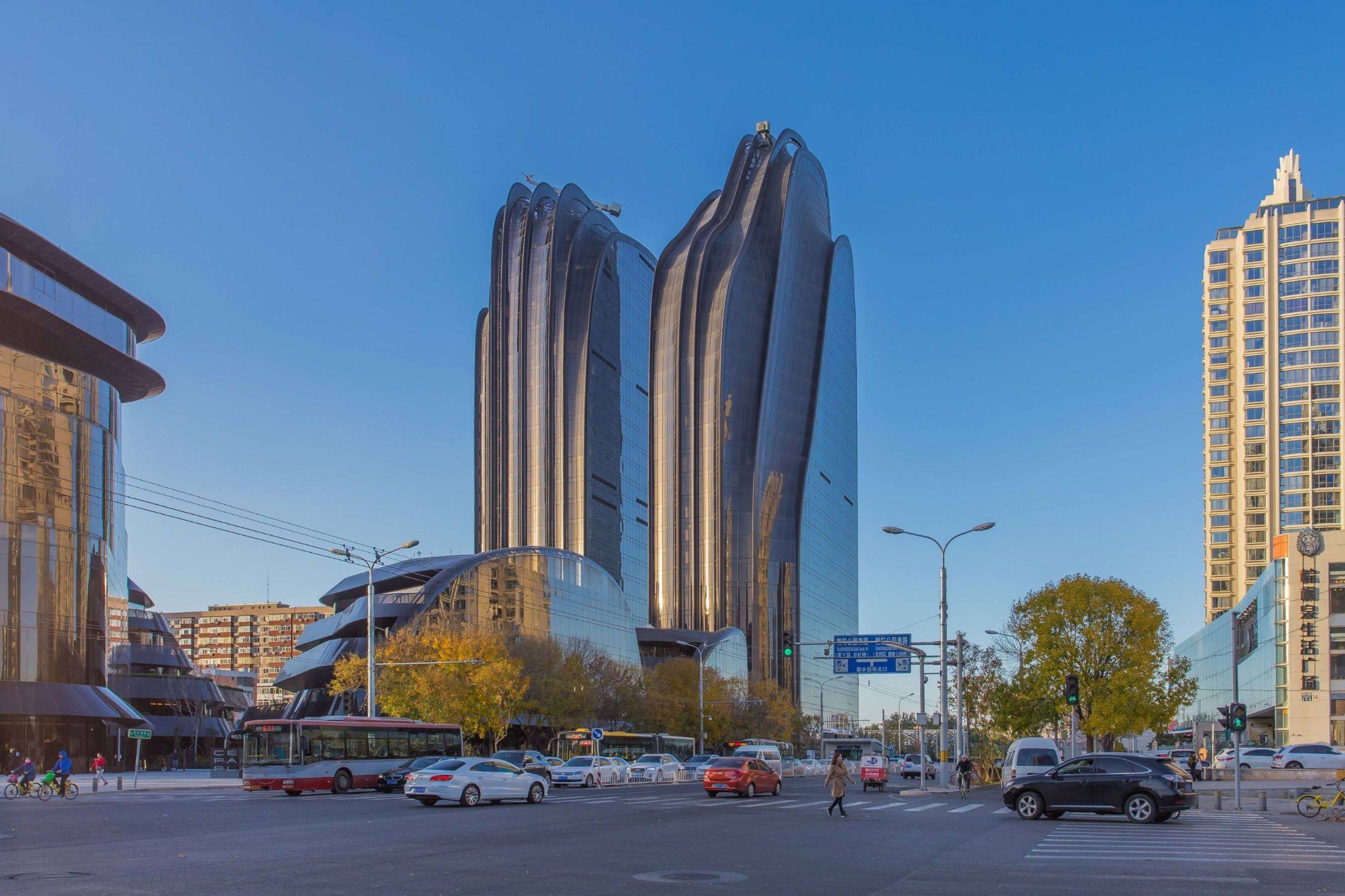 骏豪中央公园广场外观图