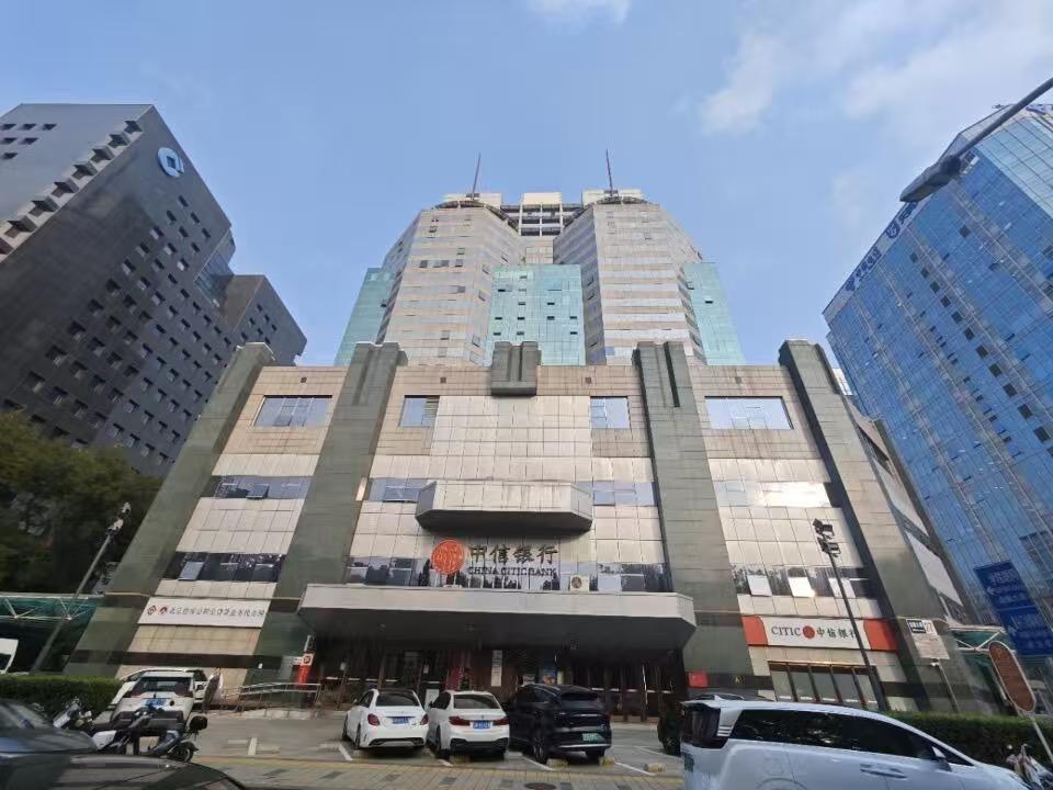 北京投资广场外观图