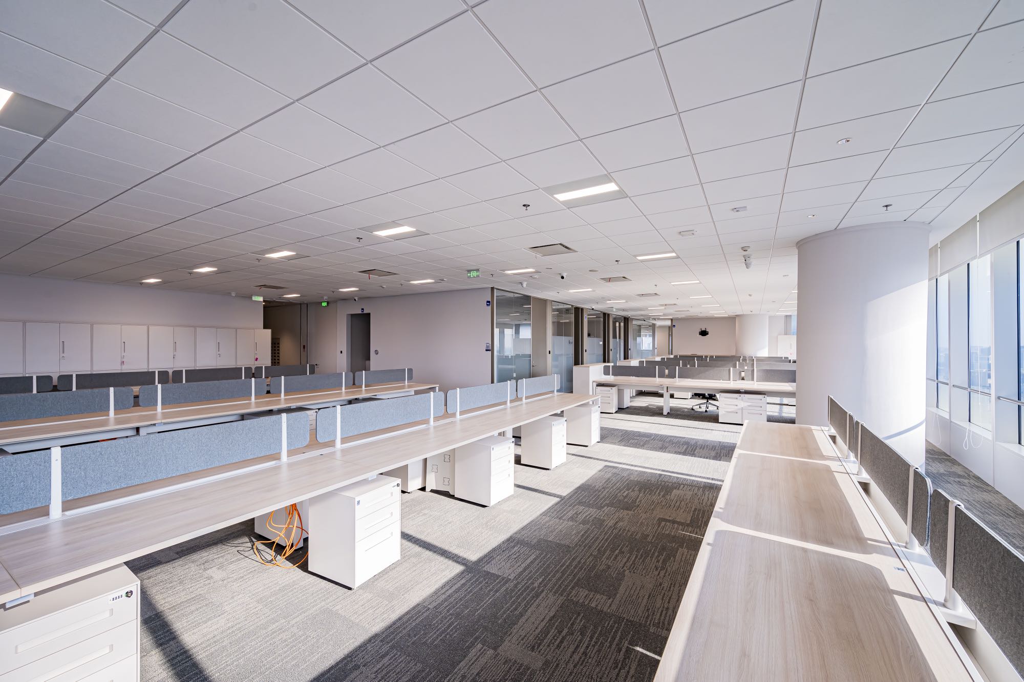 泰康集团大厦：高区23/24连层6800㎡全景总部办公区招商