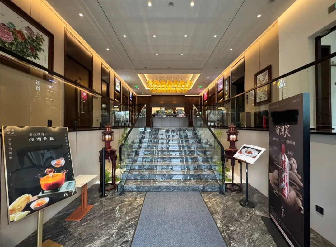 王府井独栋商业院落:可注册餐饮独楼,带院停车,专业厨房中央空调 王府井独栋商业院落:可注册餐饮独楼,带院停车,专业厨房中央空调