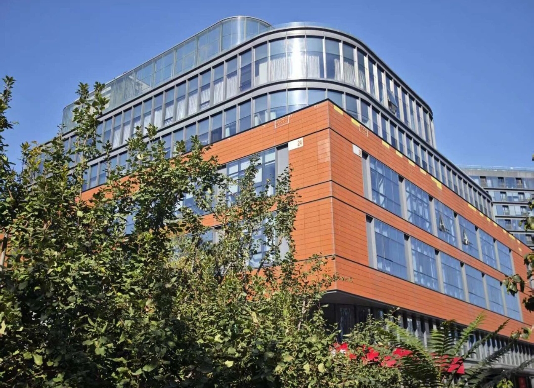 西四环五棵松3.8万方星级酒店资产出让：办公/酒店双用途，央企品质