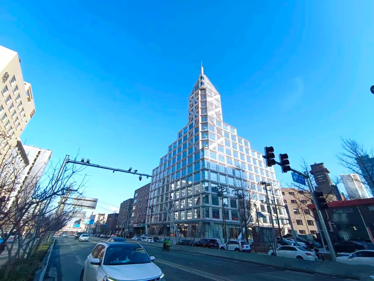 武昌鱼大厦出售:中关村1.6万平米LEED认证总部独栋现房转让 武昌鱼大厦出售:中关村1.6万平米LEED认证总部独栋现房转让