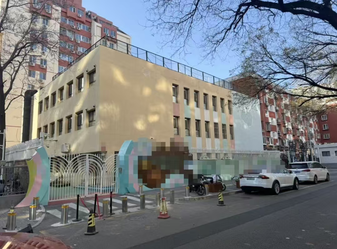 ‌金融街稀缺独门独院出租:1766㎡临街独楼,8车位,可签10年