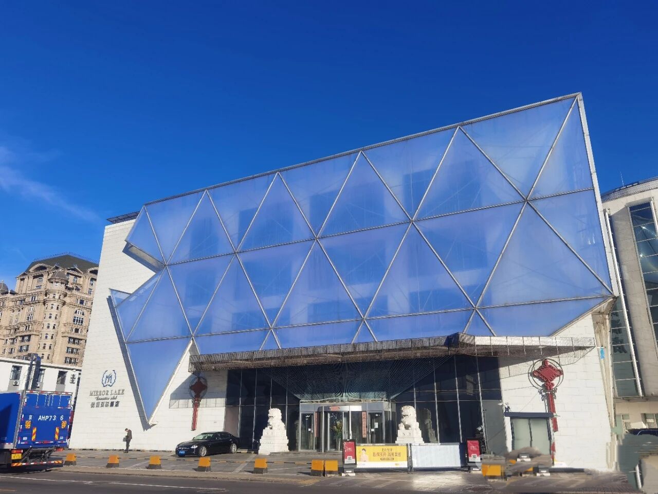 北京朝阳门独栋酒店出售:8376平米4亿总价,30车位+燃气接通