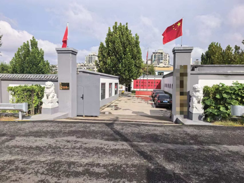 北五环独门独院 3500㎡出租！2 元 /㎡，茶室 / 会议室全配齐，私家庭院水系绝了