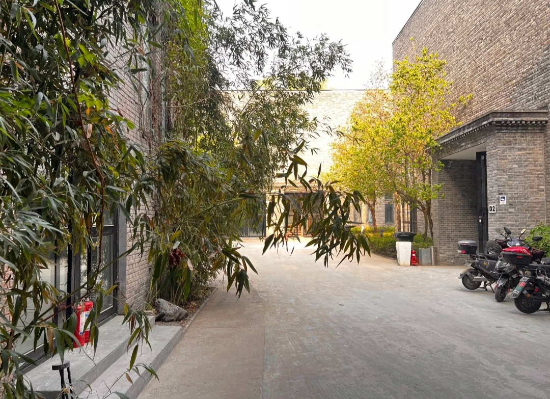 望京附近设计工作室独栋房源出租:带厨房卫生间适合直播公司层高5米