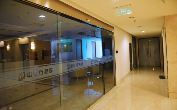正门图